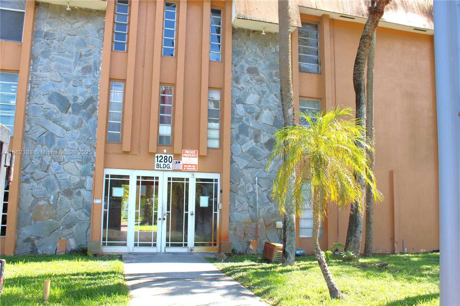 Small Image of 1280 WEST 54TH ST #308B, Hialeah Number 51
