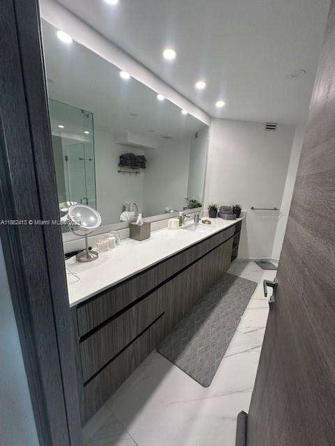 Small Image of 19500 TURNBERRY WAY #12A, Aventura Number 29