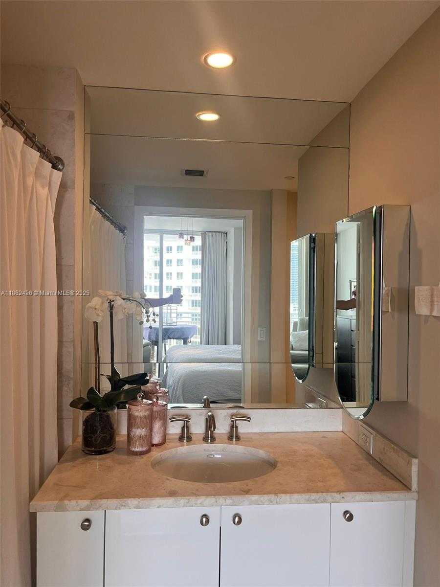Small Image of 901 BRICKELL KEY BLVD #2701, Miami Number 15