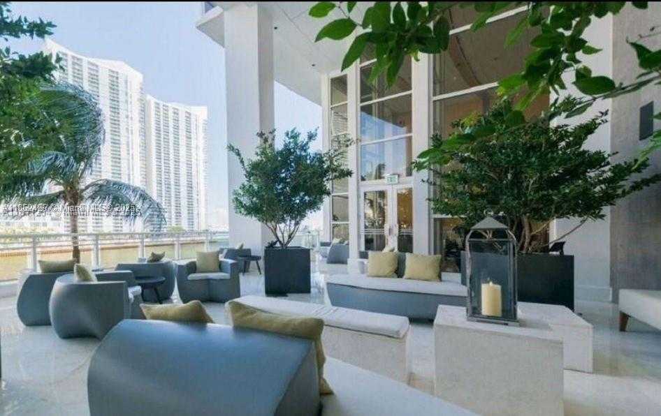 Small Image of 901 BRICKELL KEY BLVD #2701, Miami Number 28