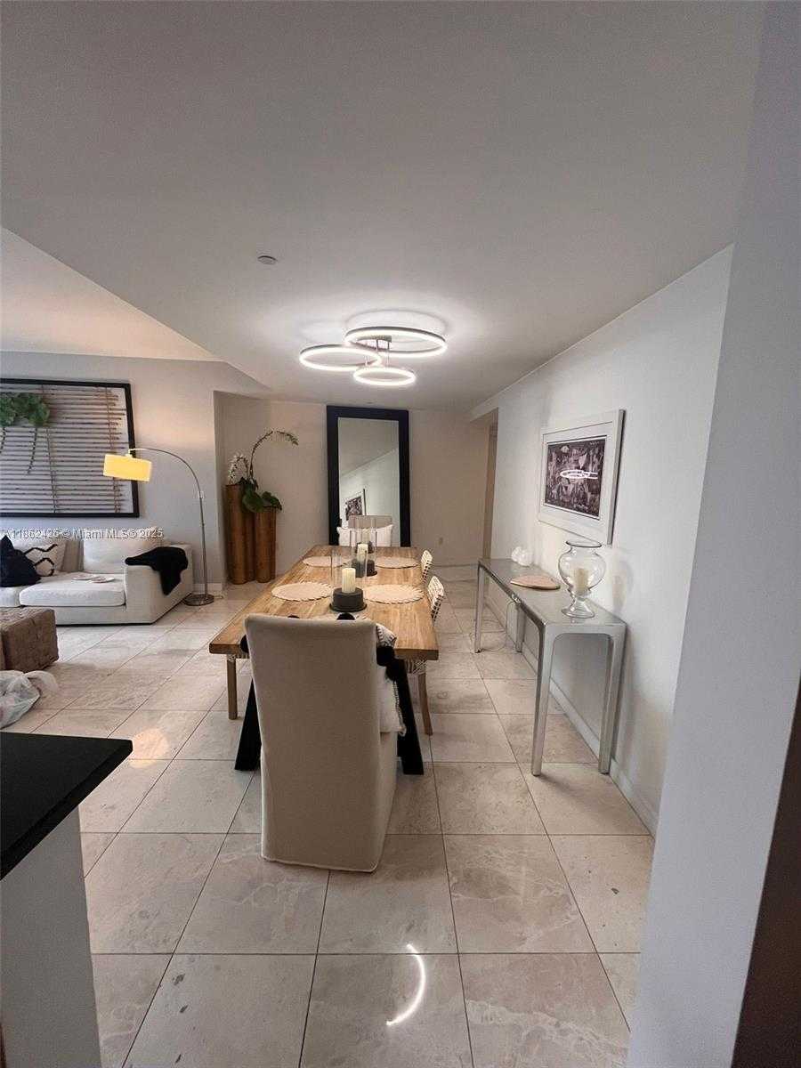Small Image of 901 BRICKELL KEY BLVD #2701, Miami Number 5