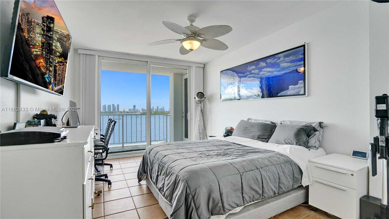 Small Image of 1228 WEST AVE #201, Miami Beach Number 19