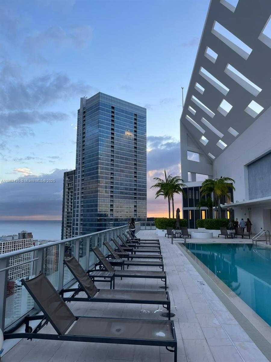 Small Image of 1300 BRICKELL BAY DR #903, Miami Number 15