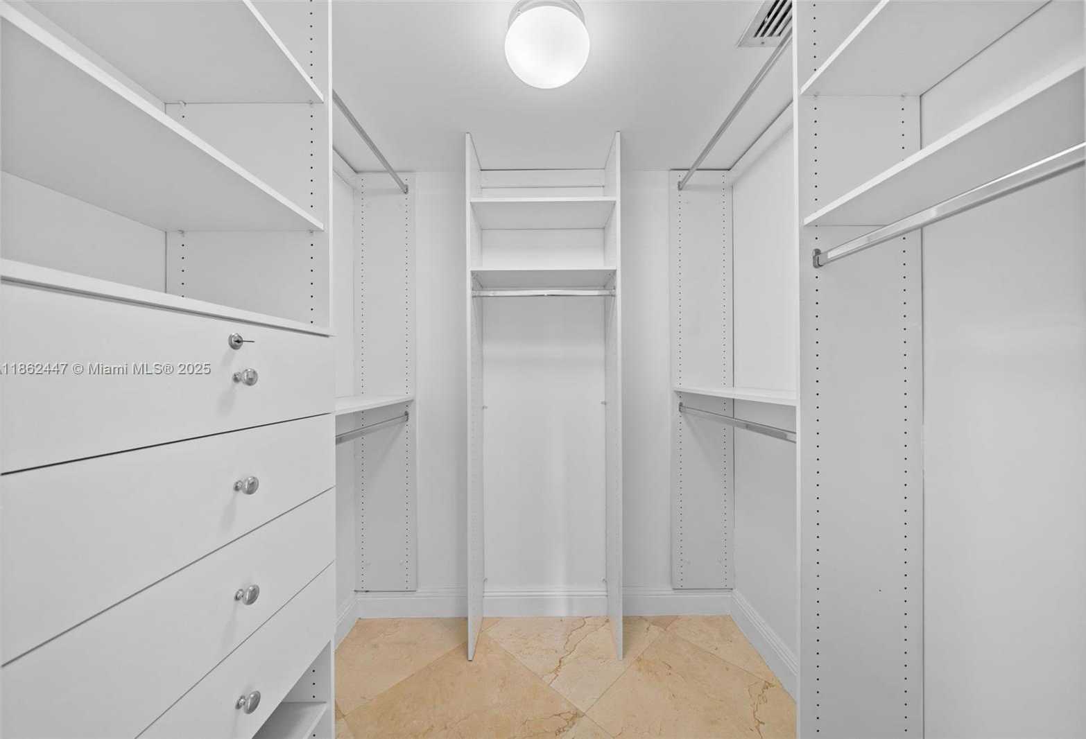 Small Image of 1830 SOUTH OCEAN DR #3706, Hallandale Beach Number 16