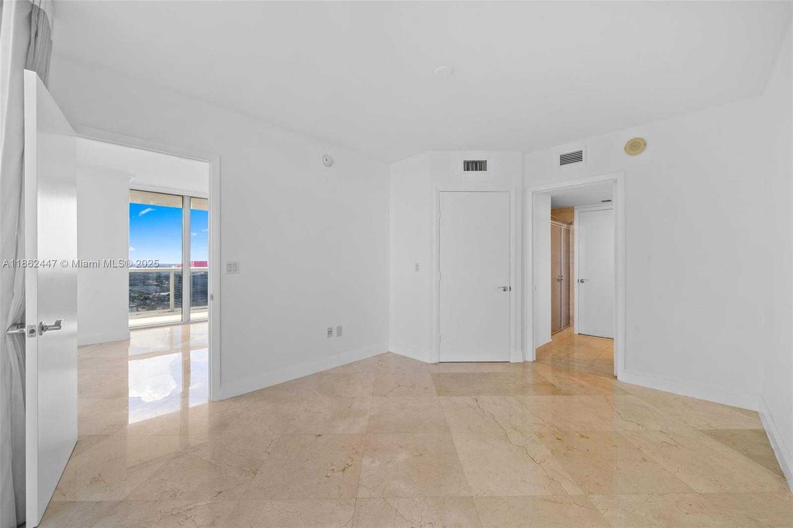 Small Image of 1830 SOUTH OCEAN DR #3706, Hallandale Beach Number 19