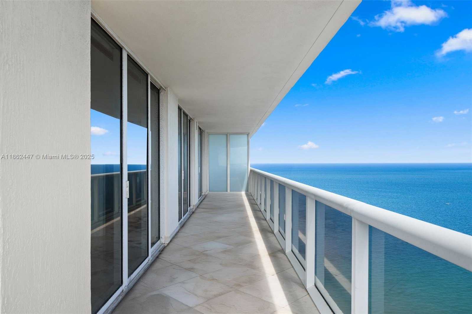 Small Image of 1830 SOUTH OCEAN DR #3706, Hallandale Beach Number 24
