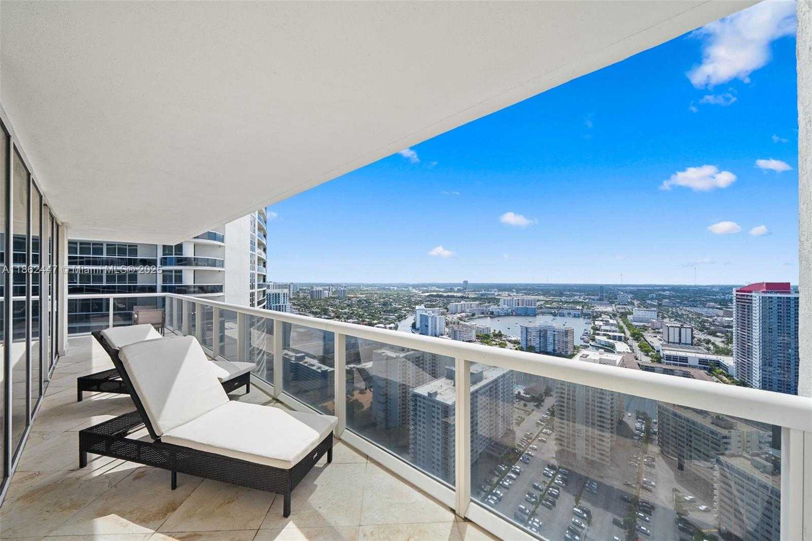Small Image of 1830 SOUTH OCEAN DR #3706, Hallandale Beach Number 28
