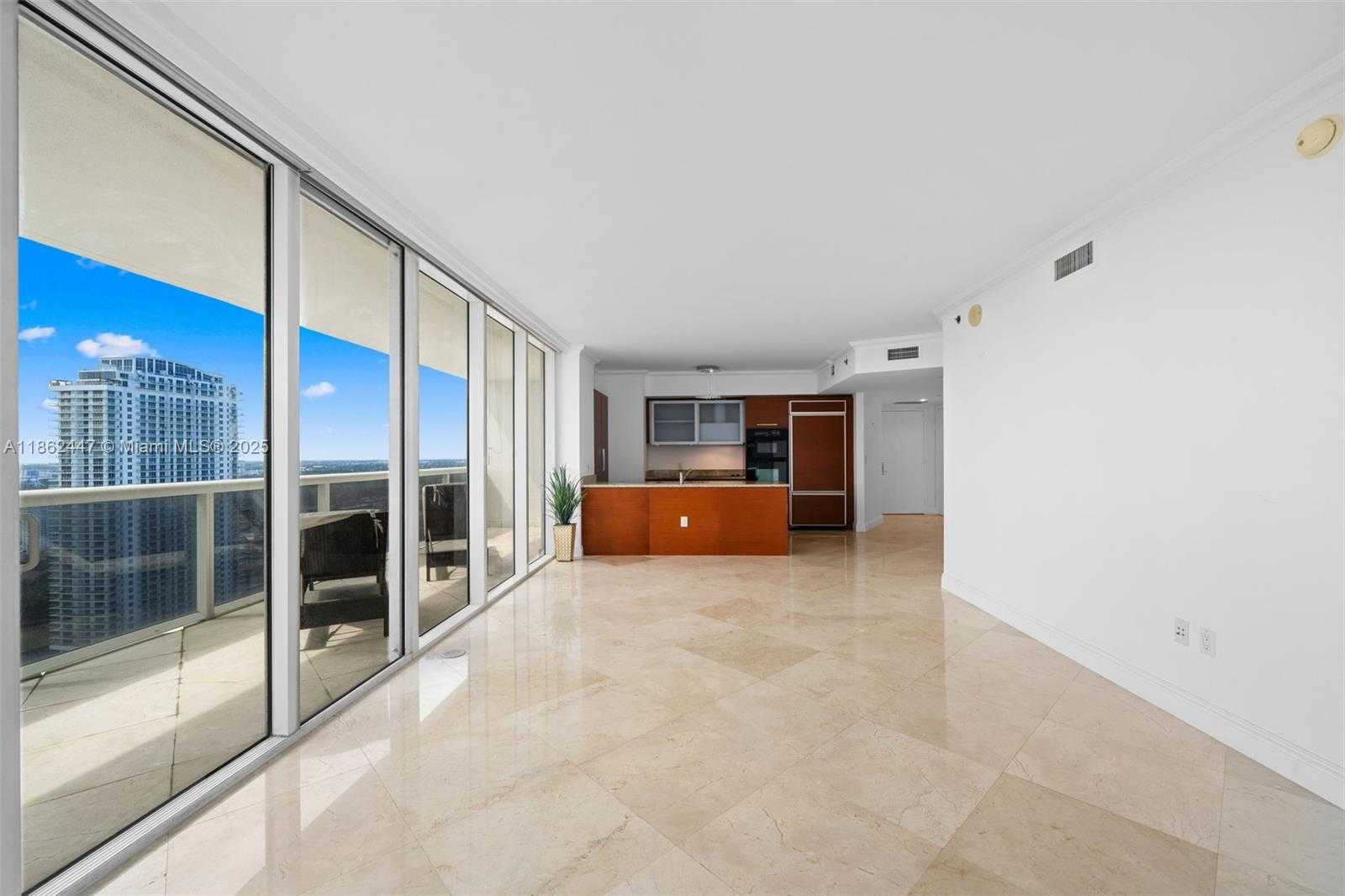 Small Image of 1830 SOUTH OCEAN DR #3706, Hallandale Beach Number 5
