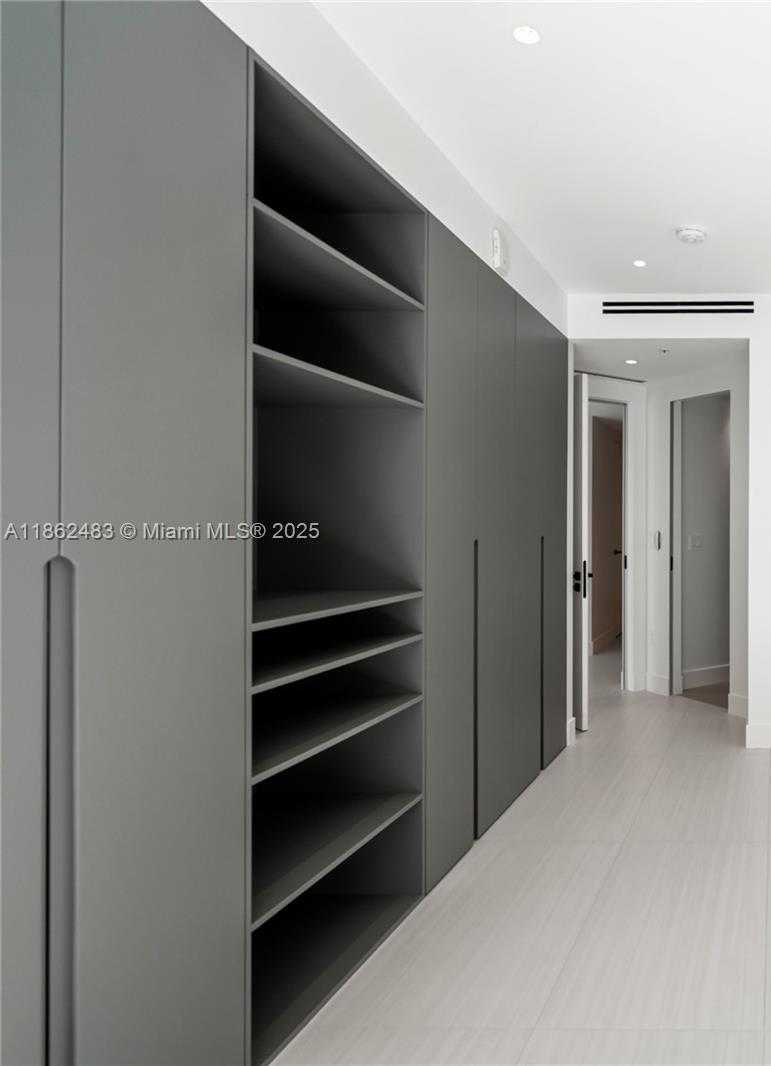 Small Image of 1111 SOUTH WEST 1ST AVE #3719-N, Miami Number 21