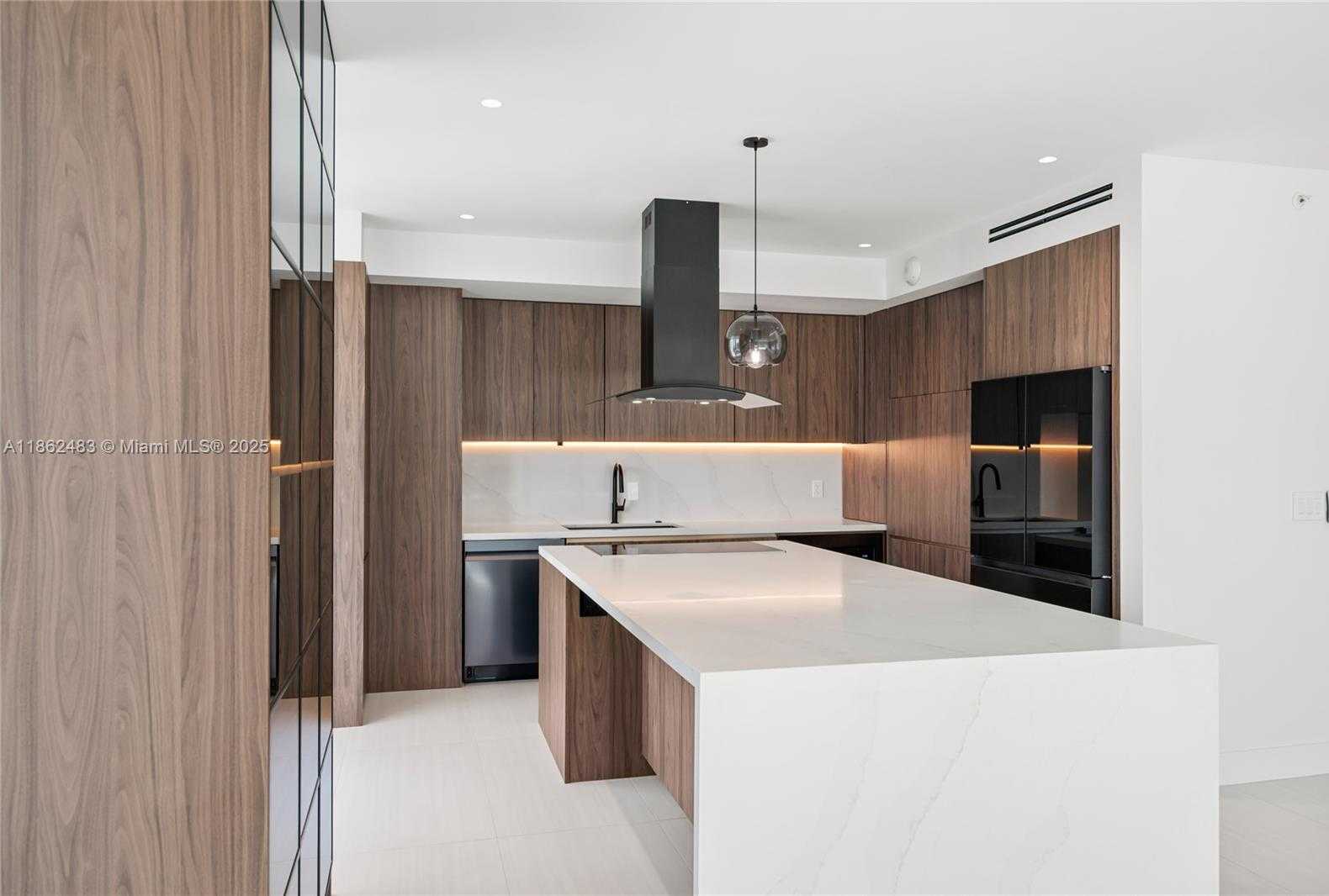 Small Image of 1111 SOUTH WEST 1ST AVE #3719-N, Miami Number 4