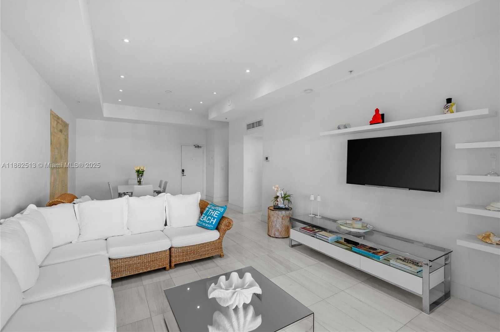 Small Image of 1500 BAY RD #1548S, Miami Beach Number 4