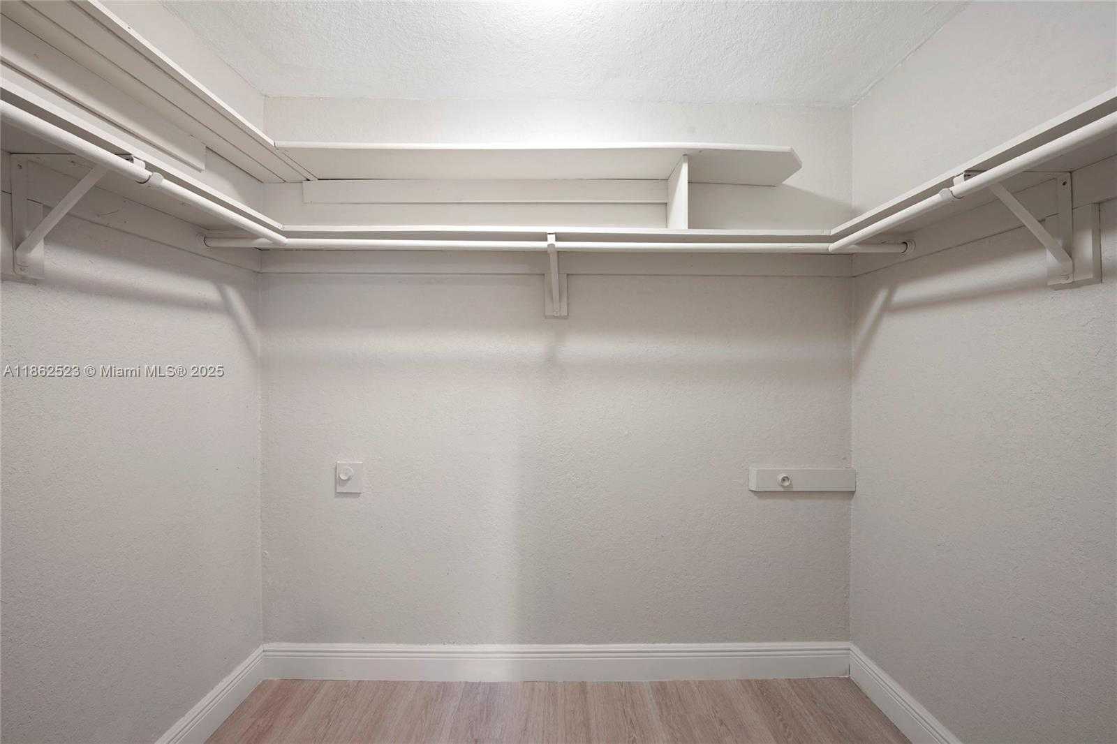 Small Image of 1810 WEST 56TH ST #3204, Hialeah Number 12