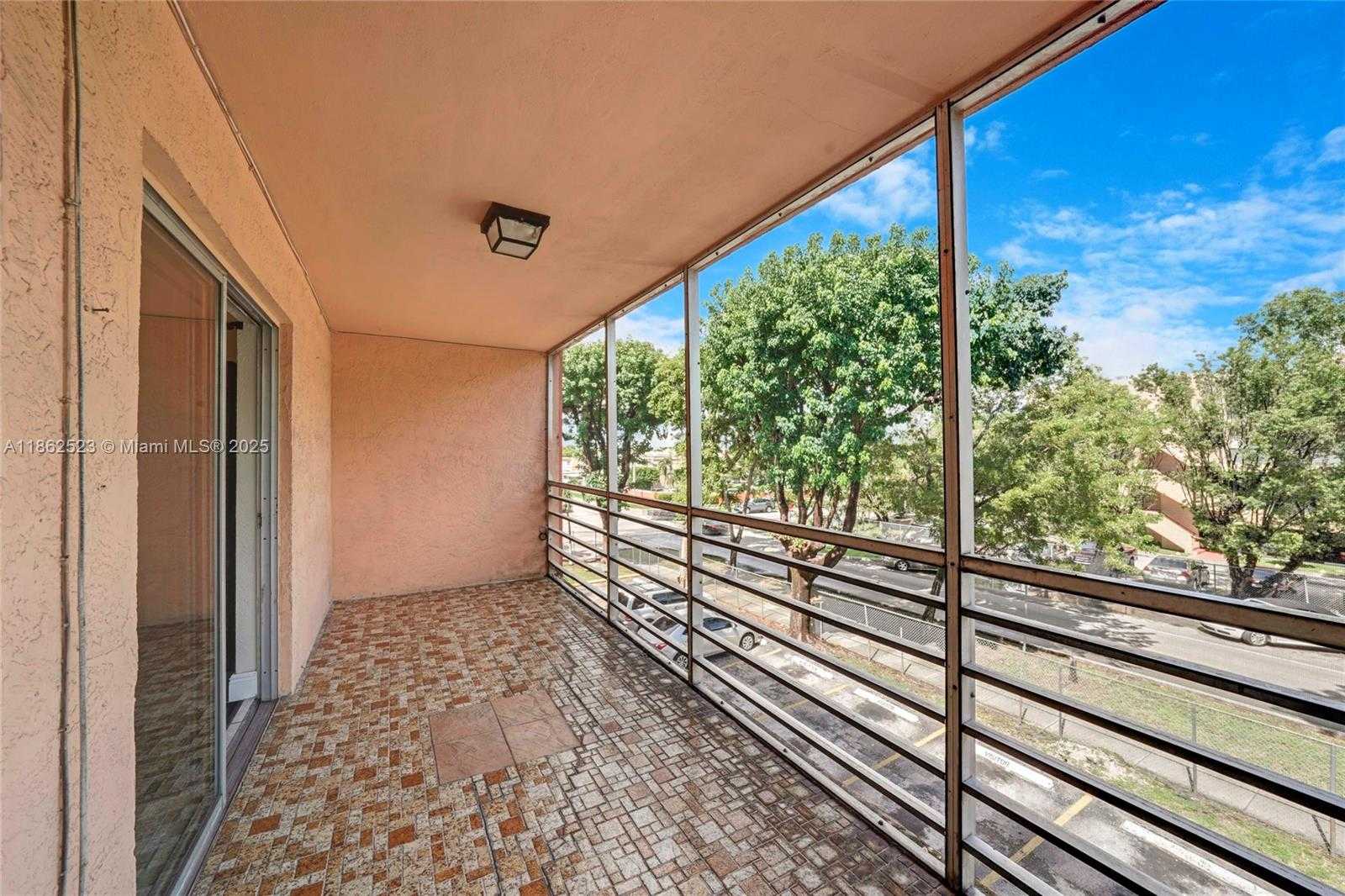 Small Image of 1810 WEST 56TH ST #3204, Hialeah Number 20