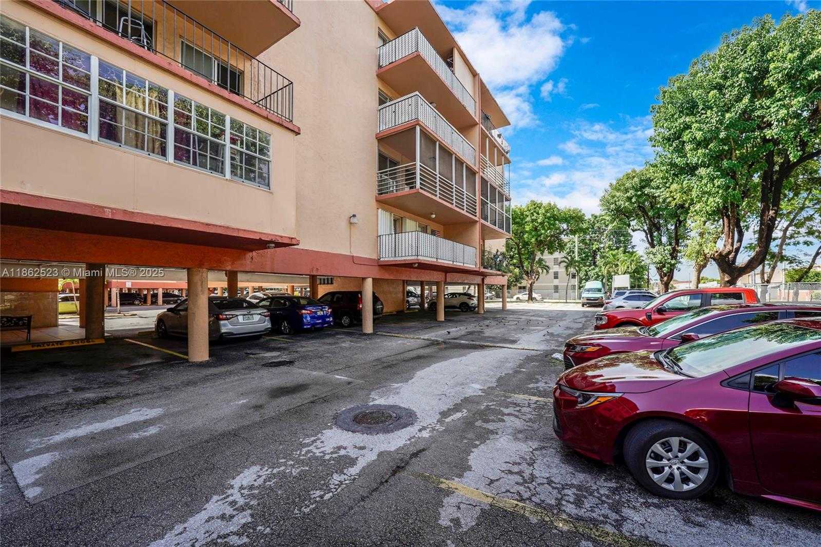 Small Image of 1810 WEST 56TH ST #3204, Hialeah Number 22