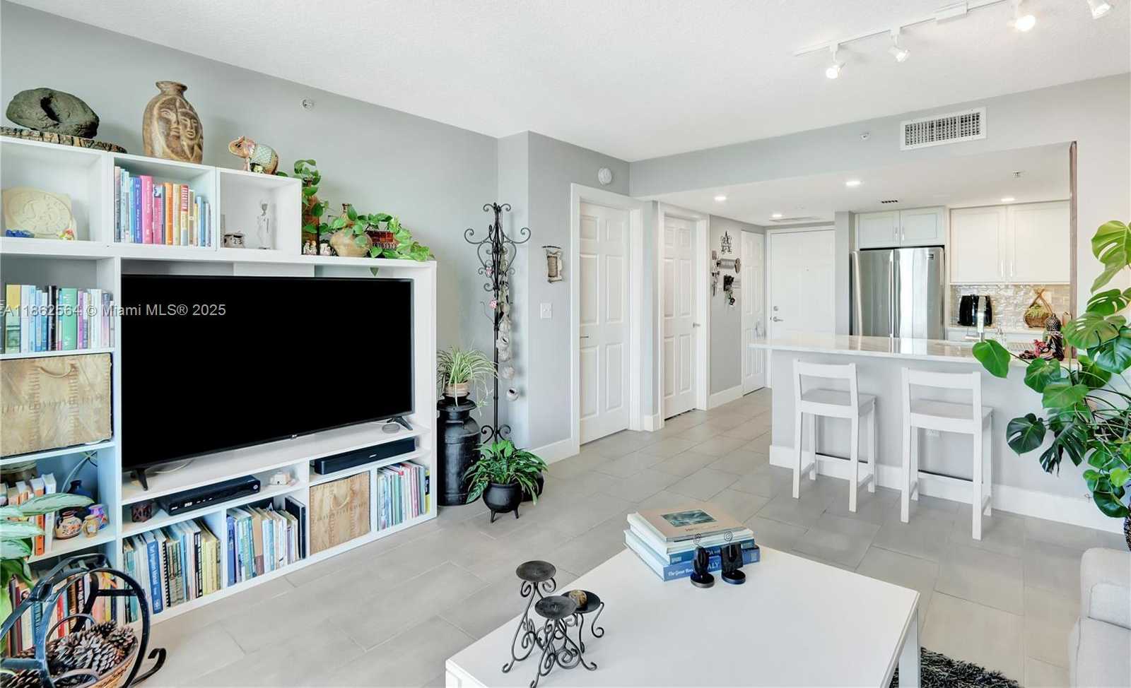 Small Image of 3000 CORAL WAY #1105, Miami Number 5