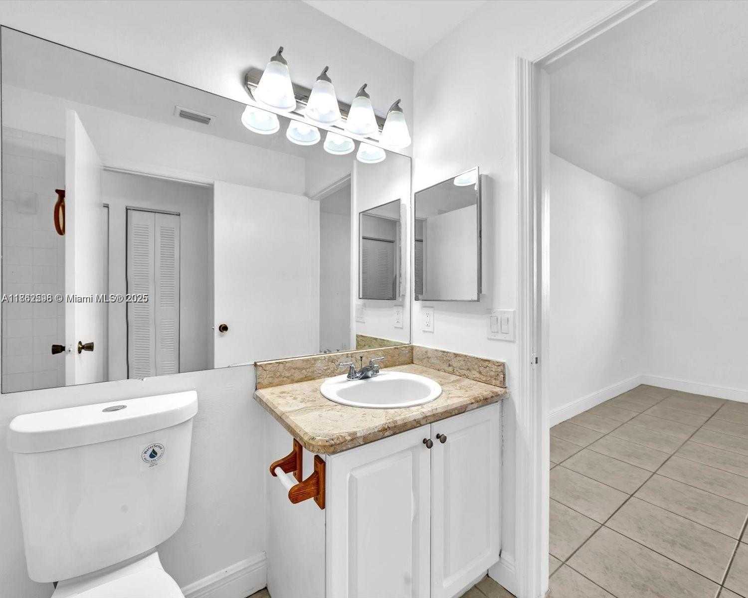 Small Image of 15770 SOUTH WEST 106TH TER #303, Miami Number 24
