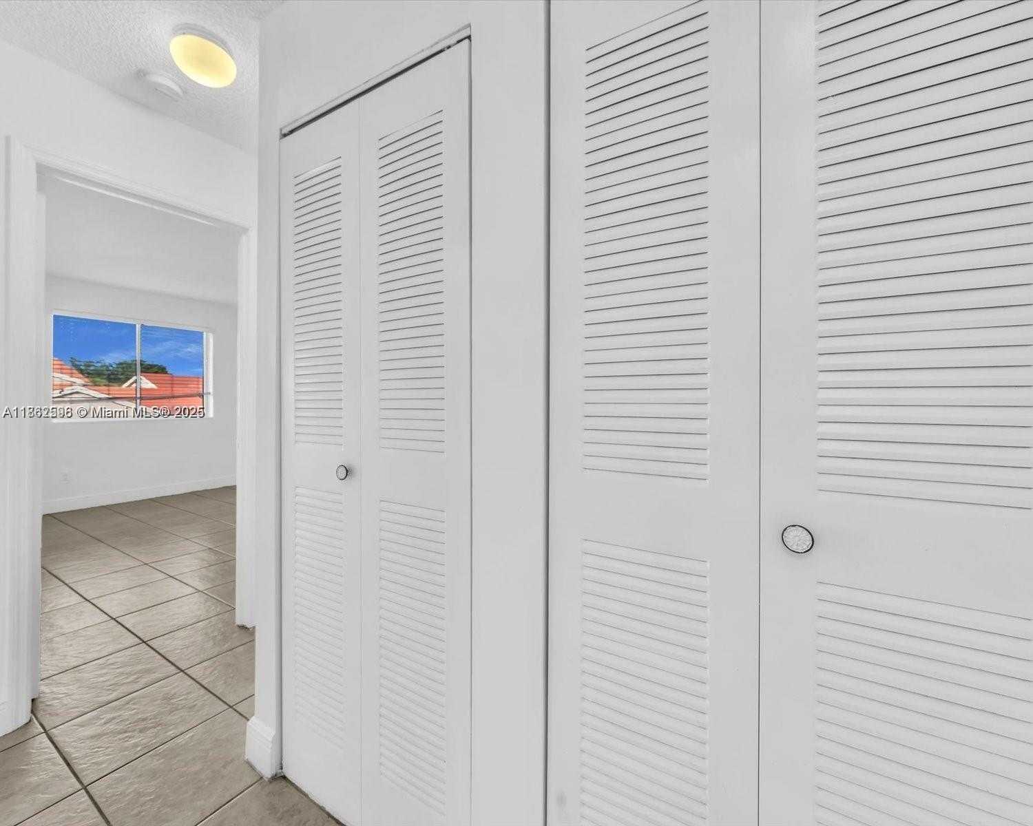 Small Image of 15770 SOUTH WEST 106TH TER #303, Miami Number 26