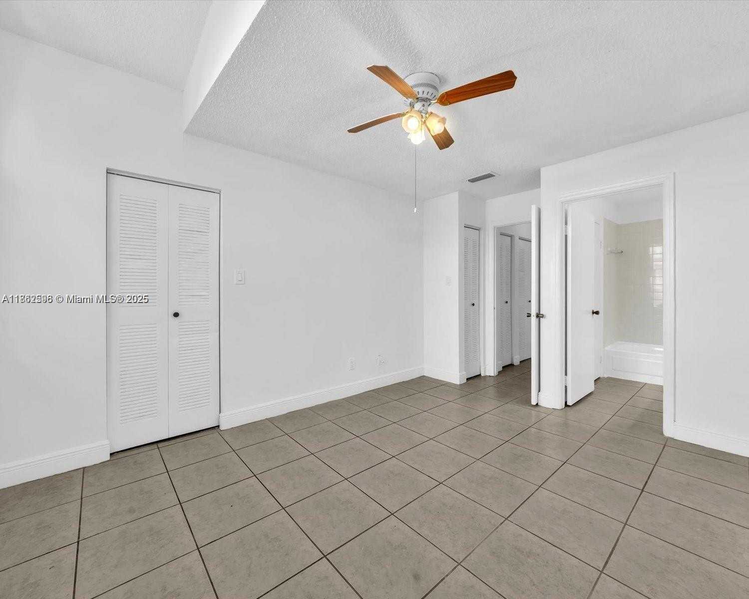 Small Image of 15770 SOUTH WEST 106TH TER #303, Miami Number 31