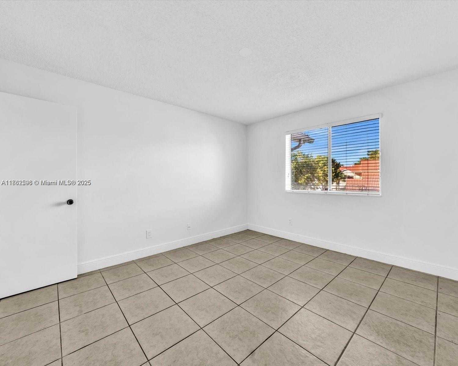 Small Image of 15770 SOUTH WEST 106TH TER #303, Miami Number 33