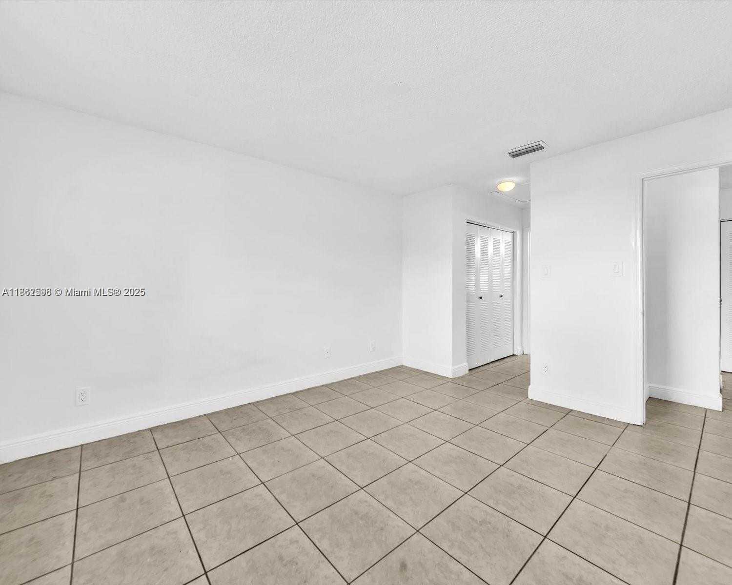 Small Image of 15770 SOUTH WEST 106TH TER #303, Miami Number 41