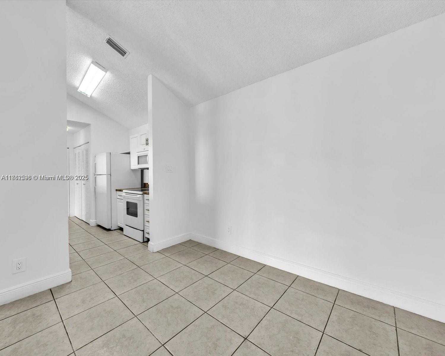 Small Image of 15770 SOUTH WEST 106TH TER #303, Miami Number 44