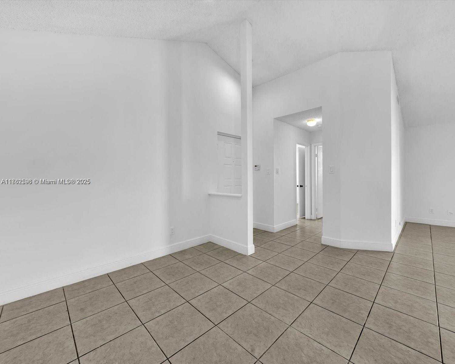 Small Image of 15770 SOUTH WEST 106TH TER #303, Miami Number 45