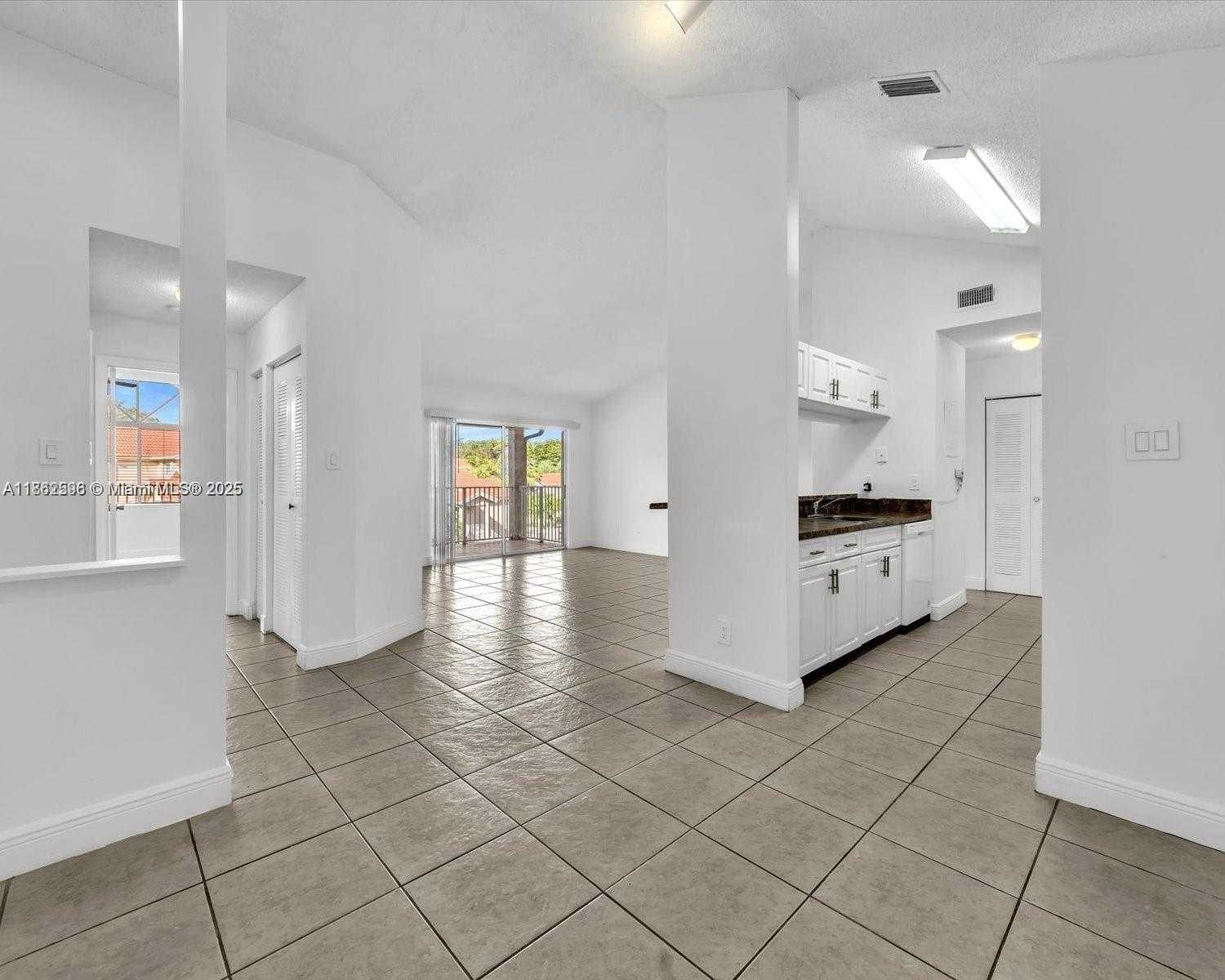 Small Image of 15770 SOUTH WEST 106TH TER #303, Miami Number 46