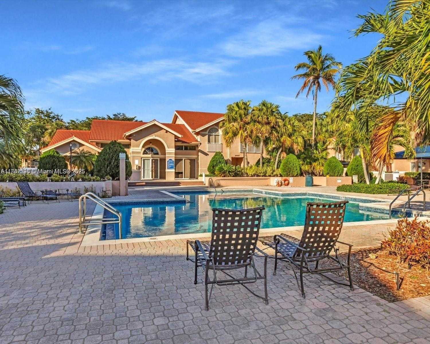 Small Image of 15770 SOUTH WEST 106TH TER #303, Miami Number 51