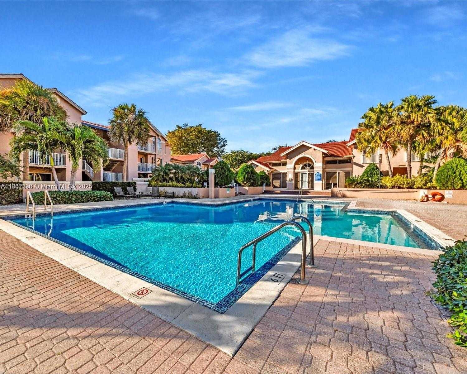 Small Image of 15770 SOUTH WEST 106TH TER #303, Miami Number 54