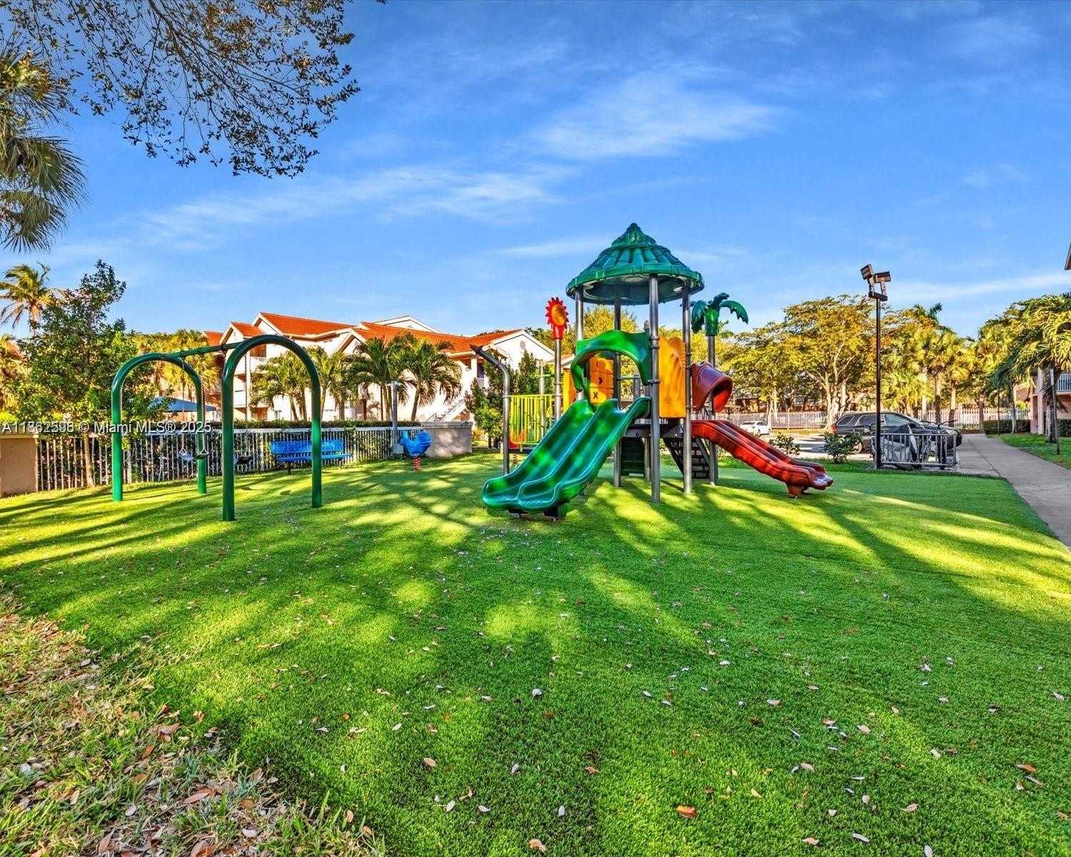 Small Image of 15770 SOUTH WEST 106TH TER #303, Miami Number 56