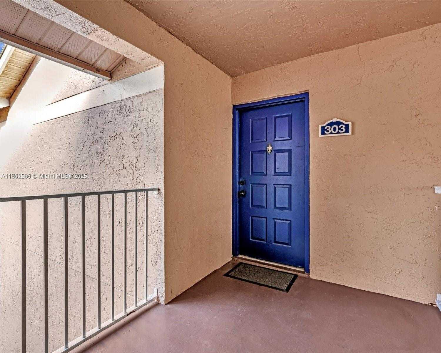 Small Image of 15770 SOUTH WEST 106TH TER #303, Miami Number 58