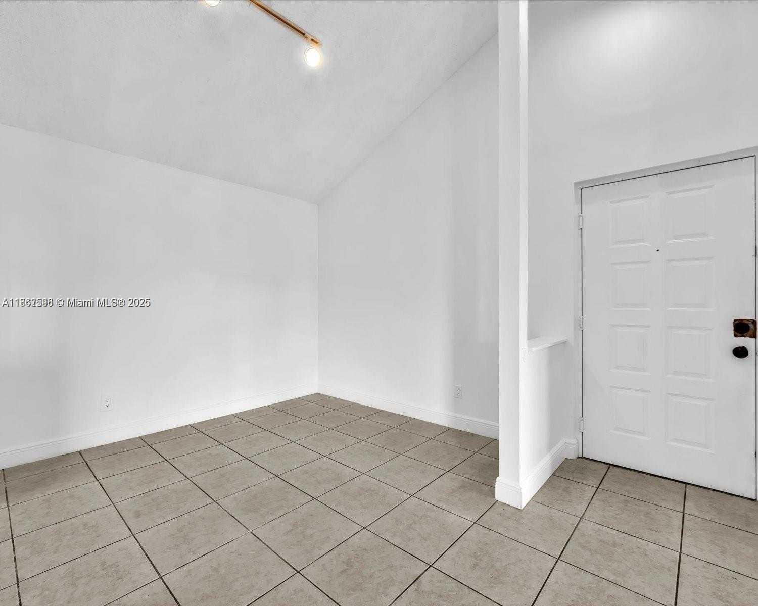 Small Image of 15770 SOUTH WEST 106TH TER #303, Miami Number 6