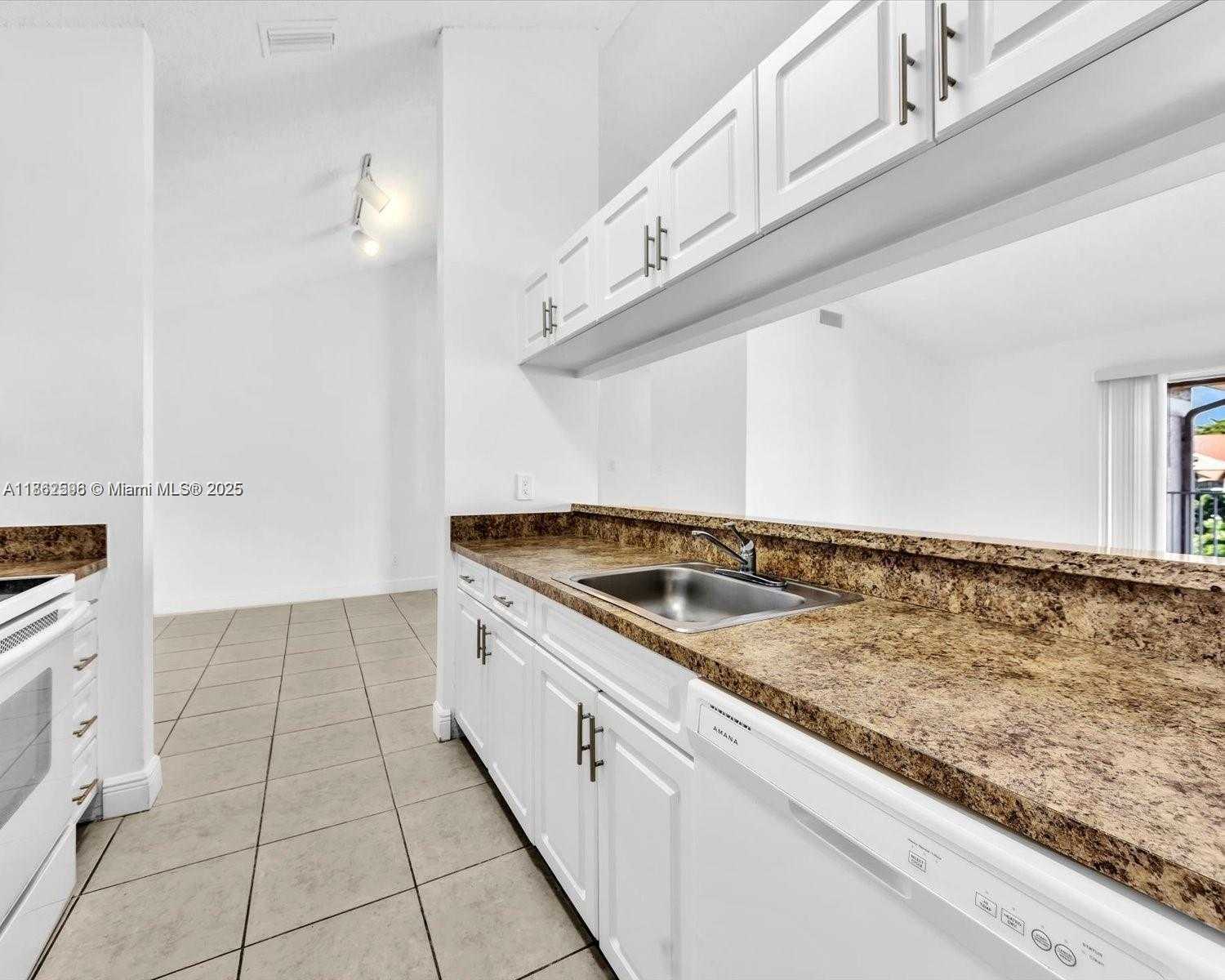 Small Image of 15770 SOUTH WEST 106TH TER #303, Miami Number 7