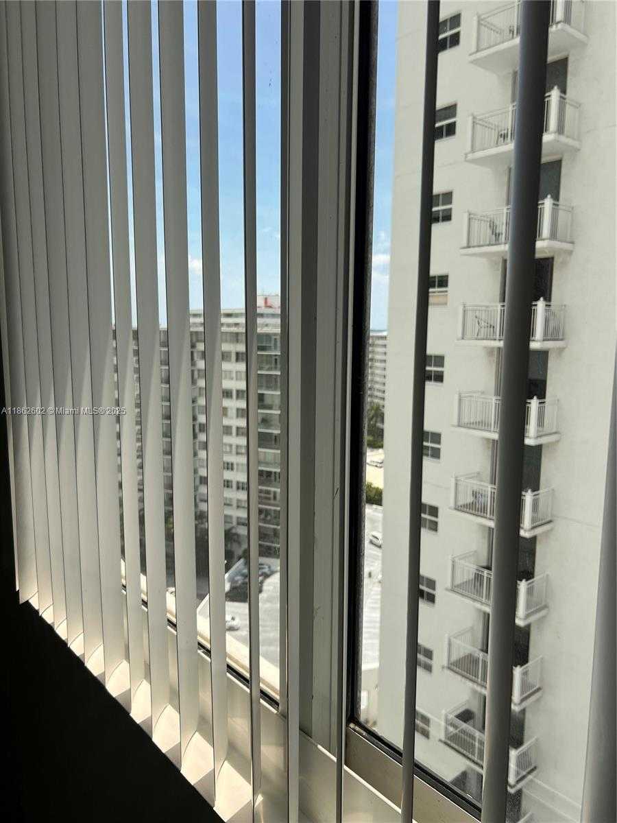 Small Image of 170 SOUTH EAST 14TH ST #1504, Miami Number 13