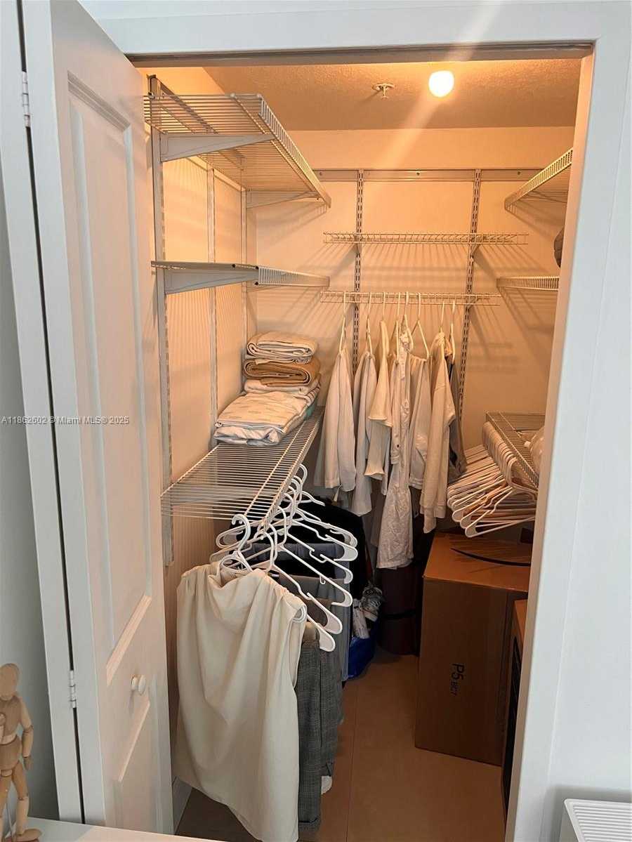Small Image of 170 SOUTH EAST 14TH ST #1504, Miami Number 14