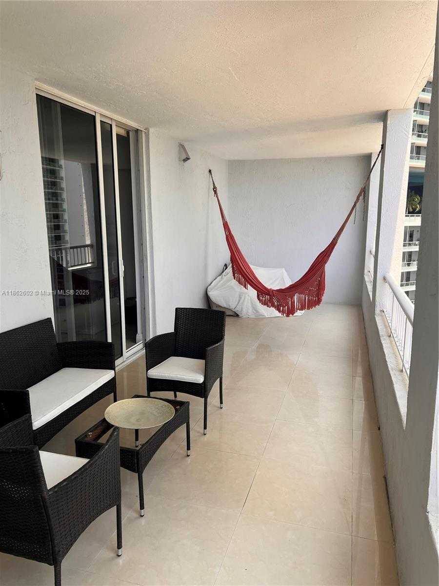 Small Image of 170 SOUTH EAST 14TH ST #1504, Miami Number 29