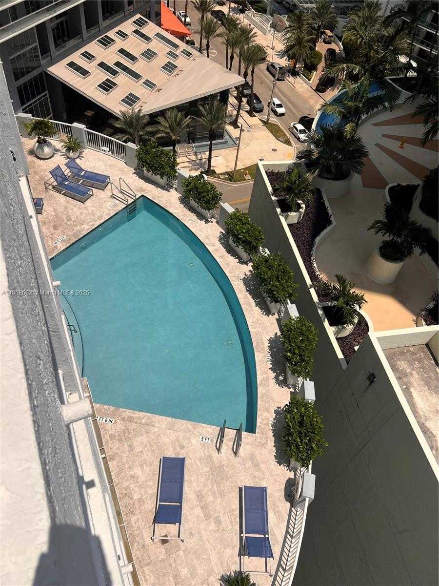 Small Image of 170 SOUTH EAST 14TH ST #1504, Miami Number 33