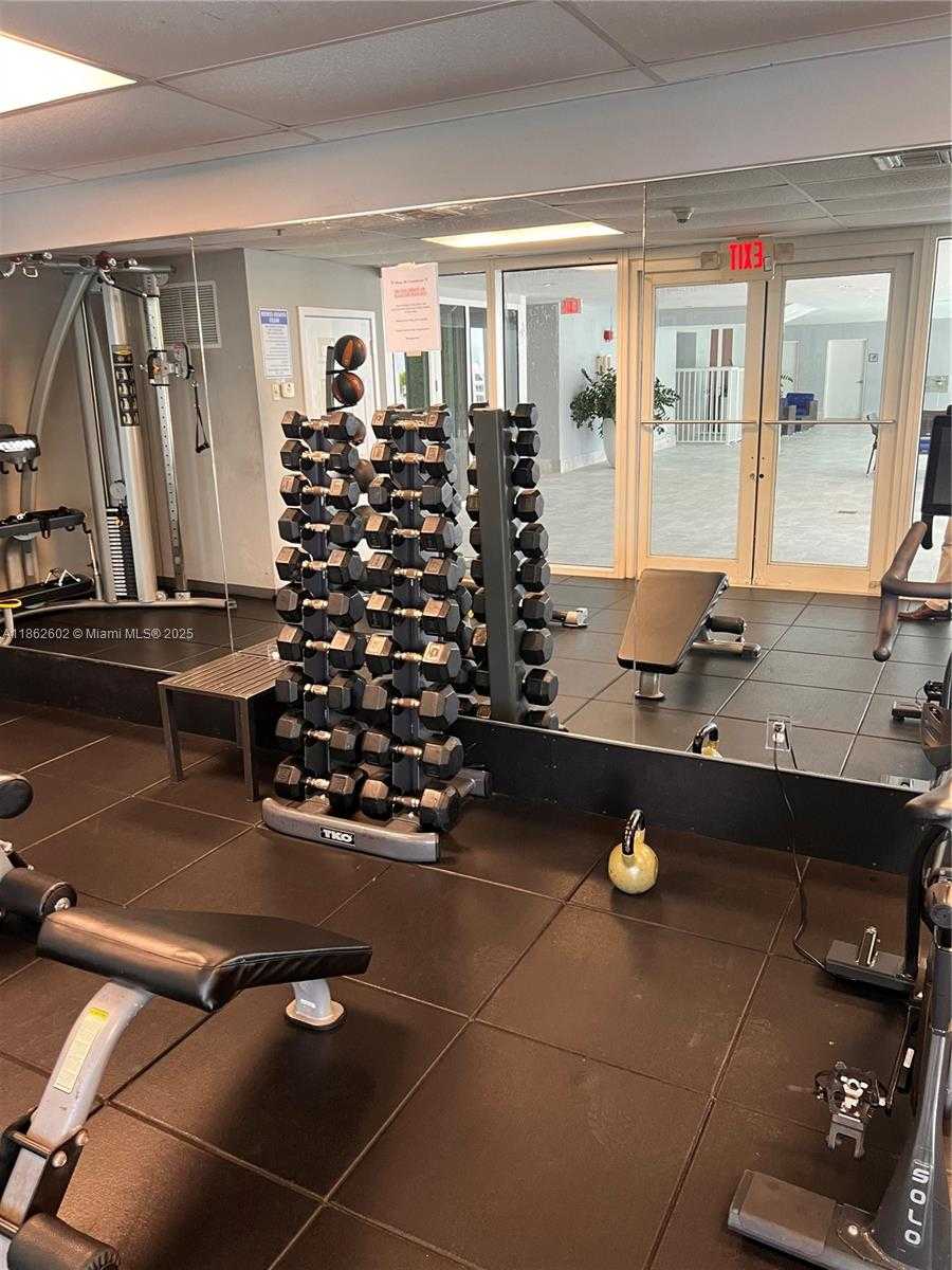 Small Image of 170 SOUTH EAST 14TH ST #1504, Miami Number 45
