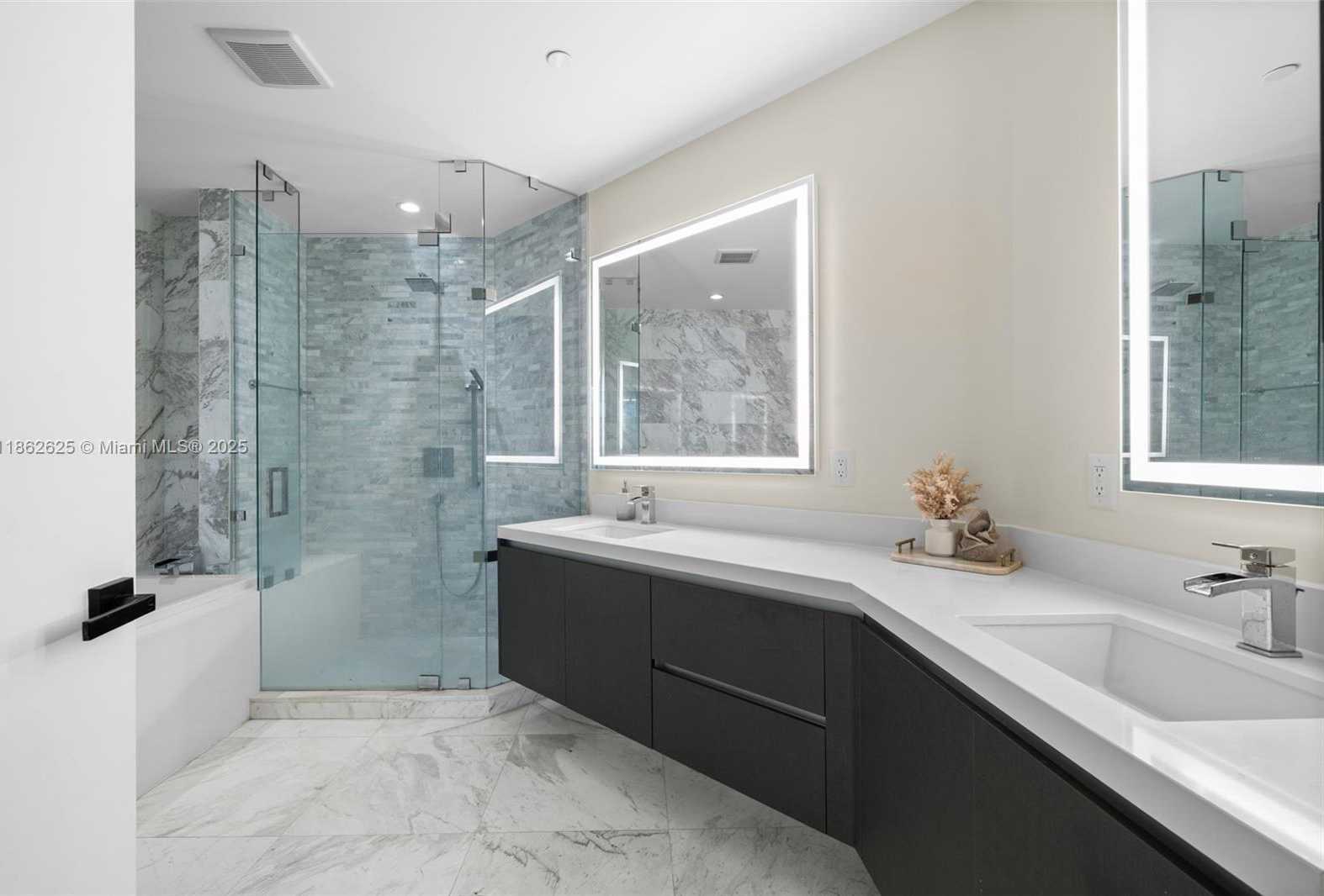 Small Image of 851 NORTH EAST 1ST AVE #4303, Miami Number 16