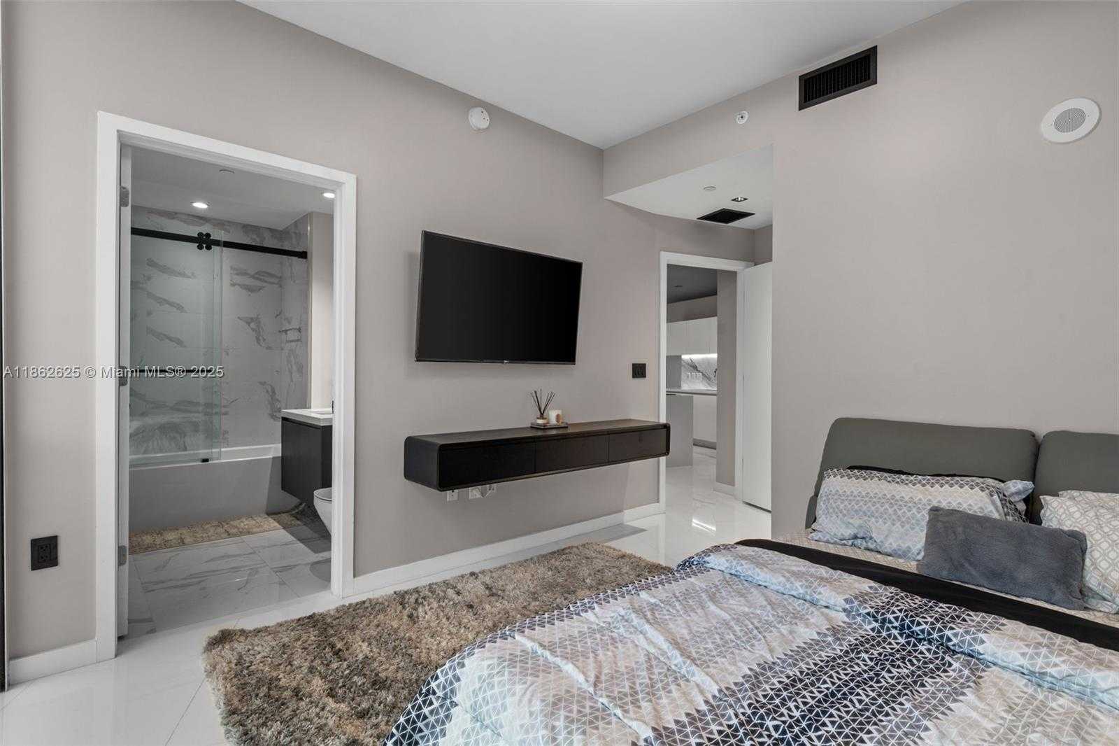 Small Image of 851 NORTH EAST 1ST AVE #4303, Miami Number 17