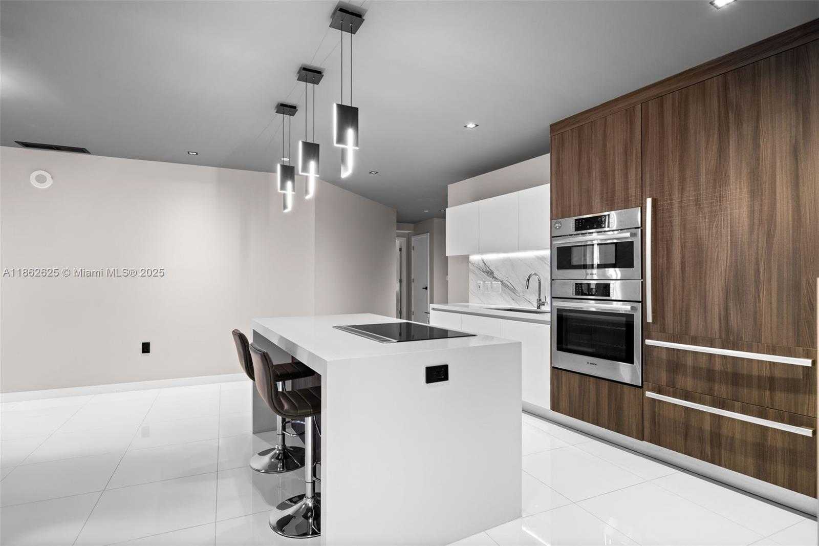 Small Image of 851 NORTH EAST 1ST AVE #4303, Miami Number 3
