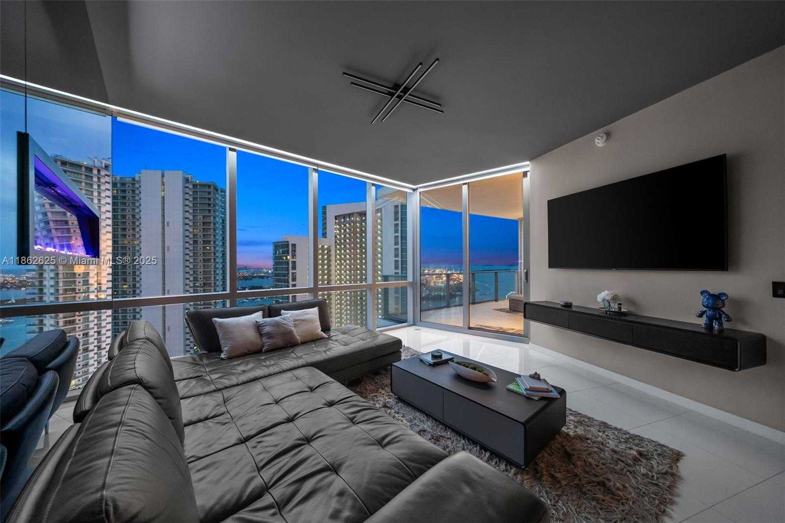 Small Image of 851 NORTH EAST 1ST AVE #4303, Miami Number 5