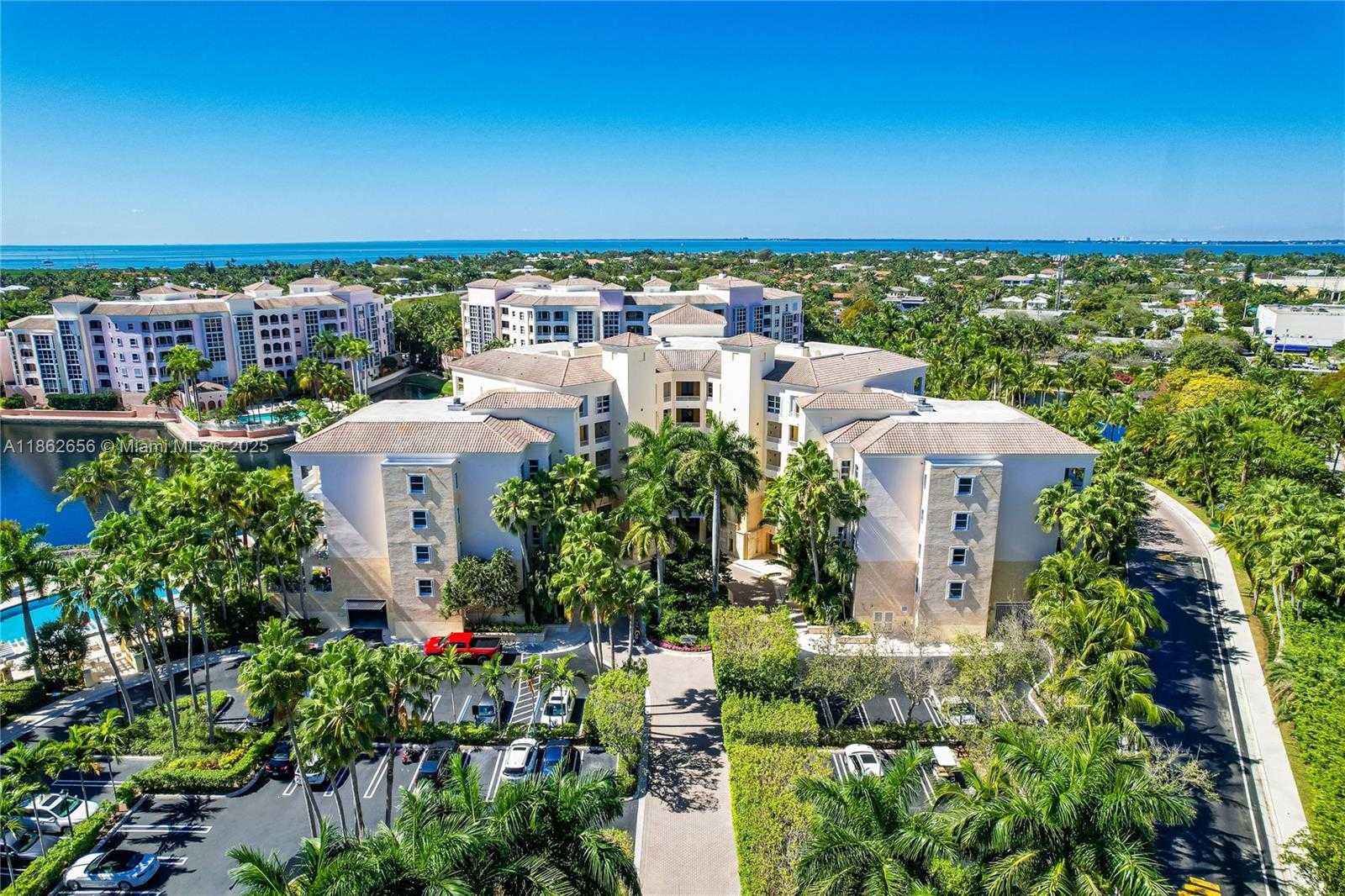 Small Image of 701 CRANDON BLVD #302, Key Biscayne Number 2