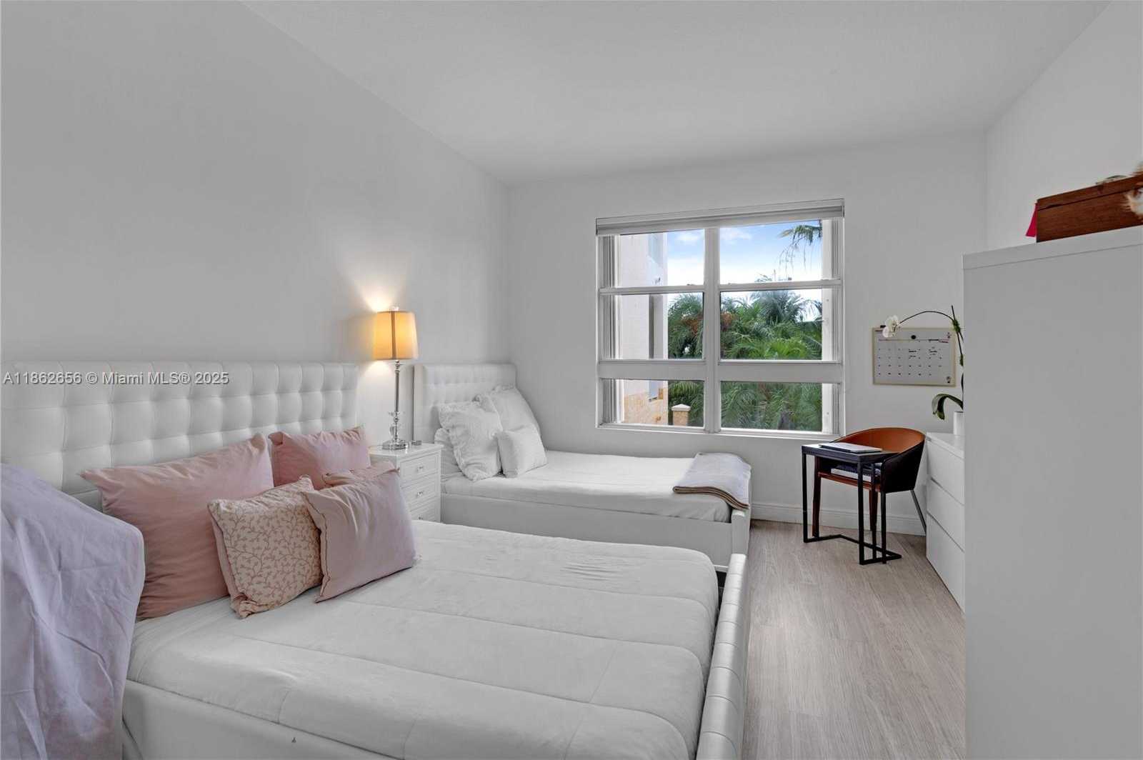 Small Image of 701 CRANDON BLVD #302, Key Biscayne Number 20