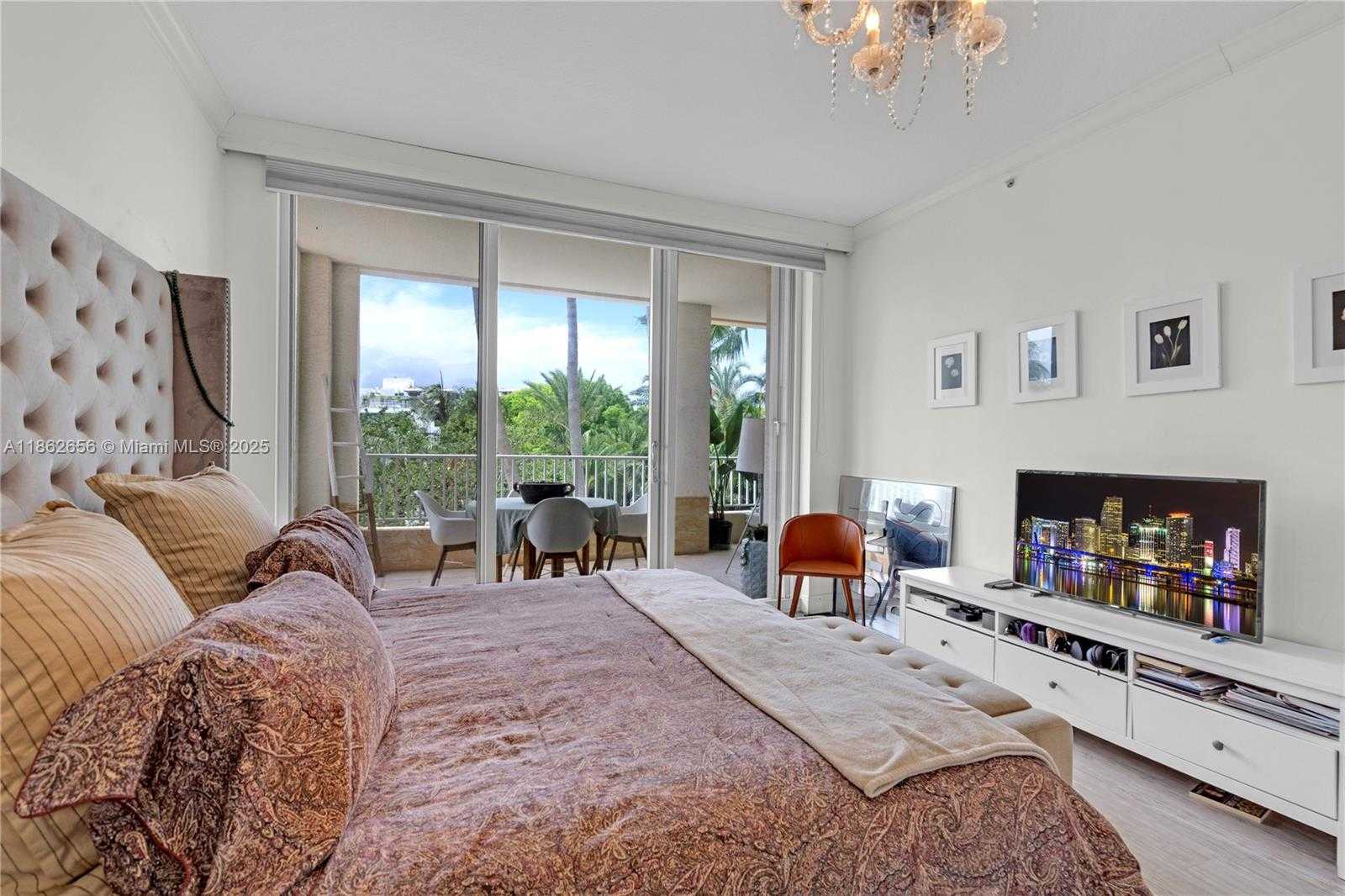 Small Image of 701 CRANDON BLVD #302, Key Biscayne Number 23