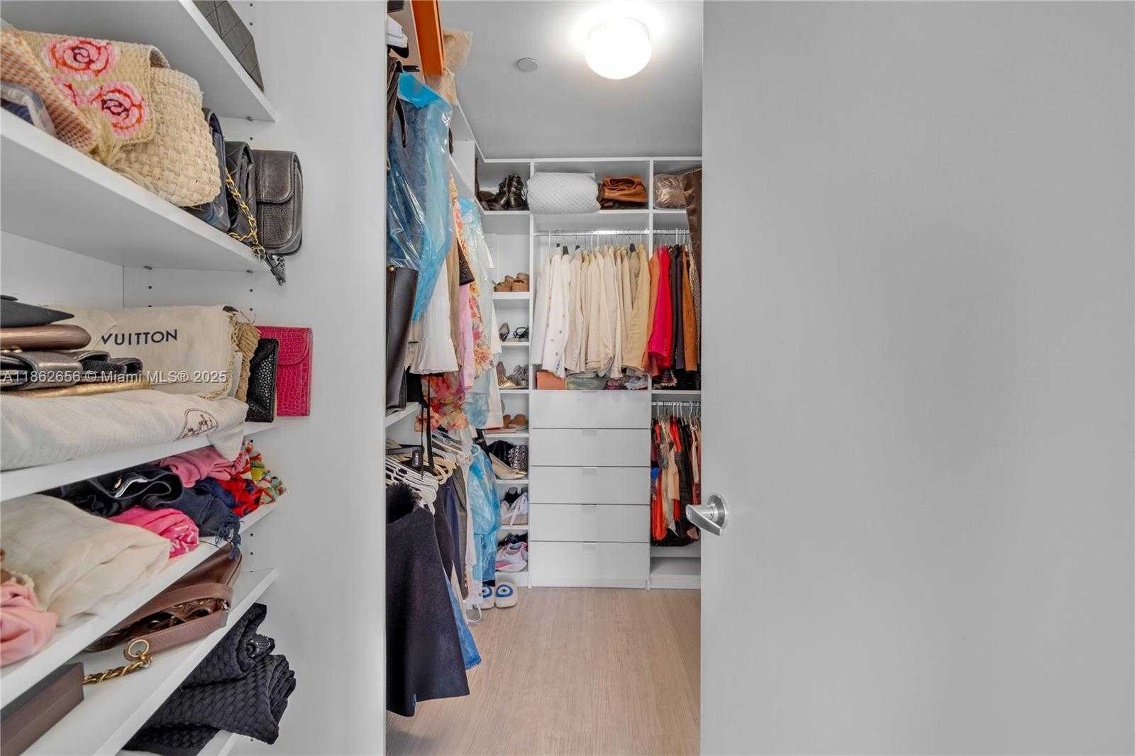 Small Image of 701 CRANDON BLVD #302, Key Biscayne Number 26