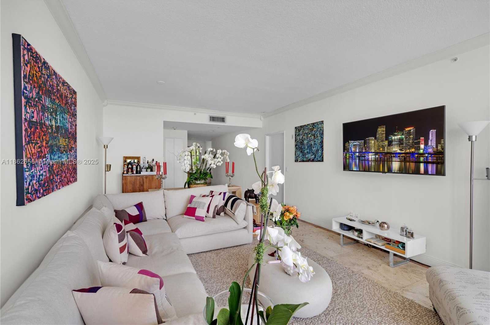 Small Image of 701 CRANDON BLVD #302, Key Biscayne Number 32