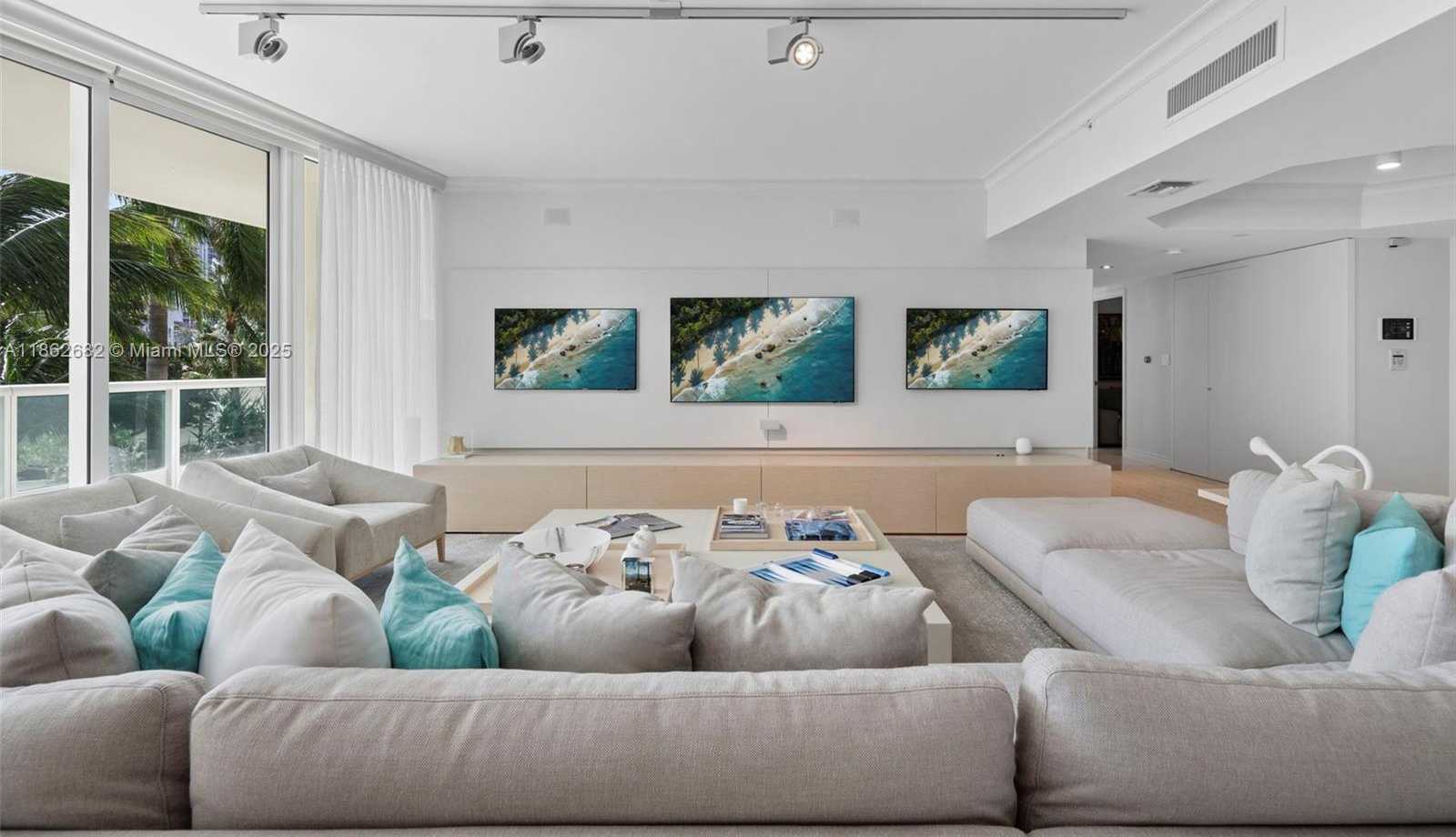Small Image of 20155 NORTH EAST 38TH CT #604, Aventura Number 2