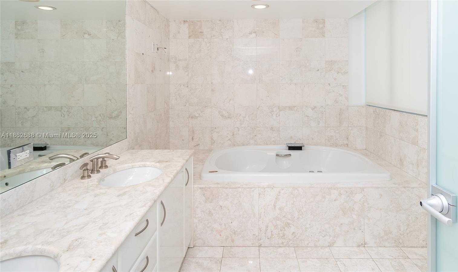 Small Image of 1331 BRICKELL BAY DR #1402, Miami Number 10