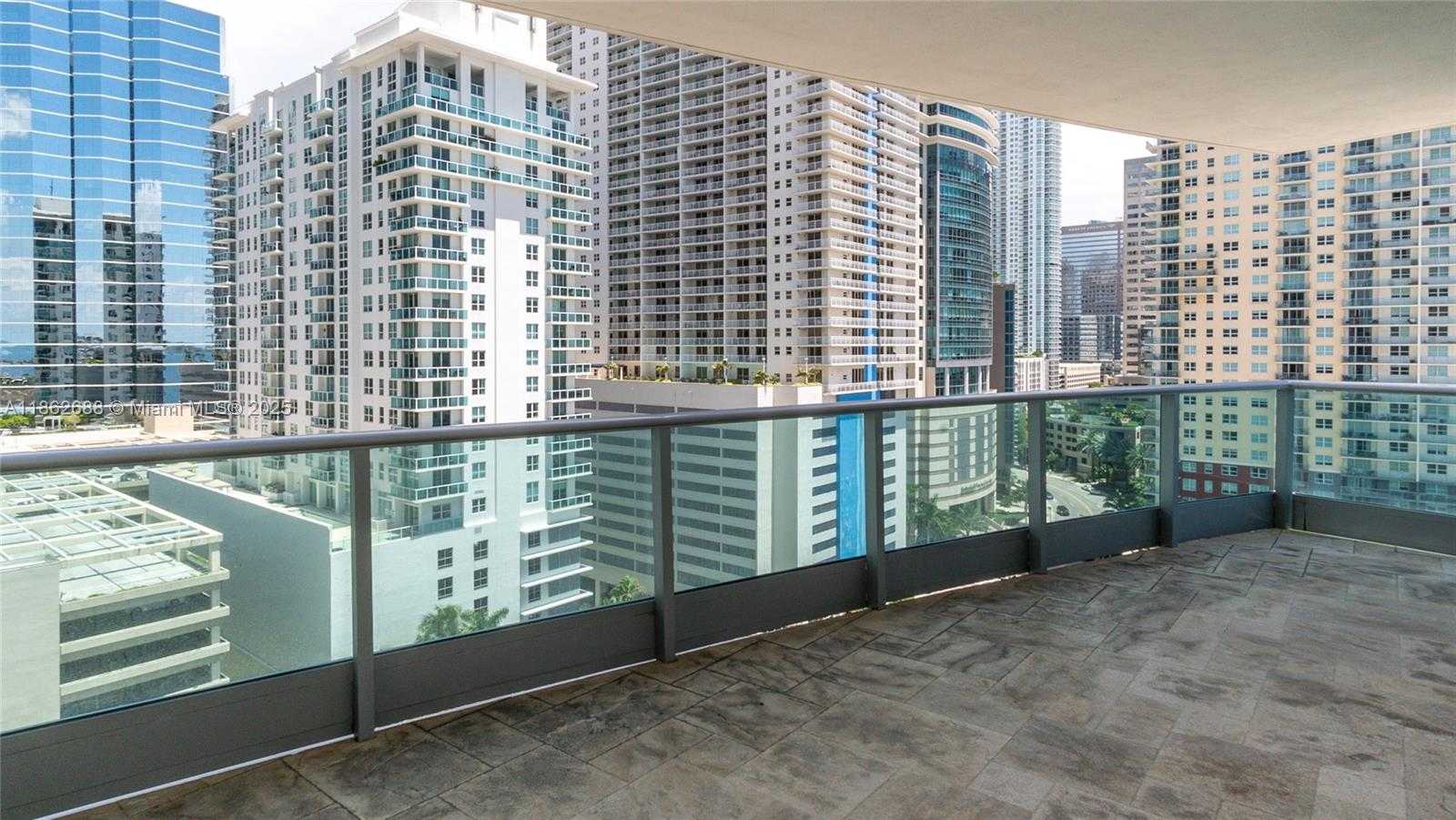 Small Image of 1331 BRICKELL BAY DR #1402, Miami Number 27
